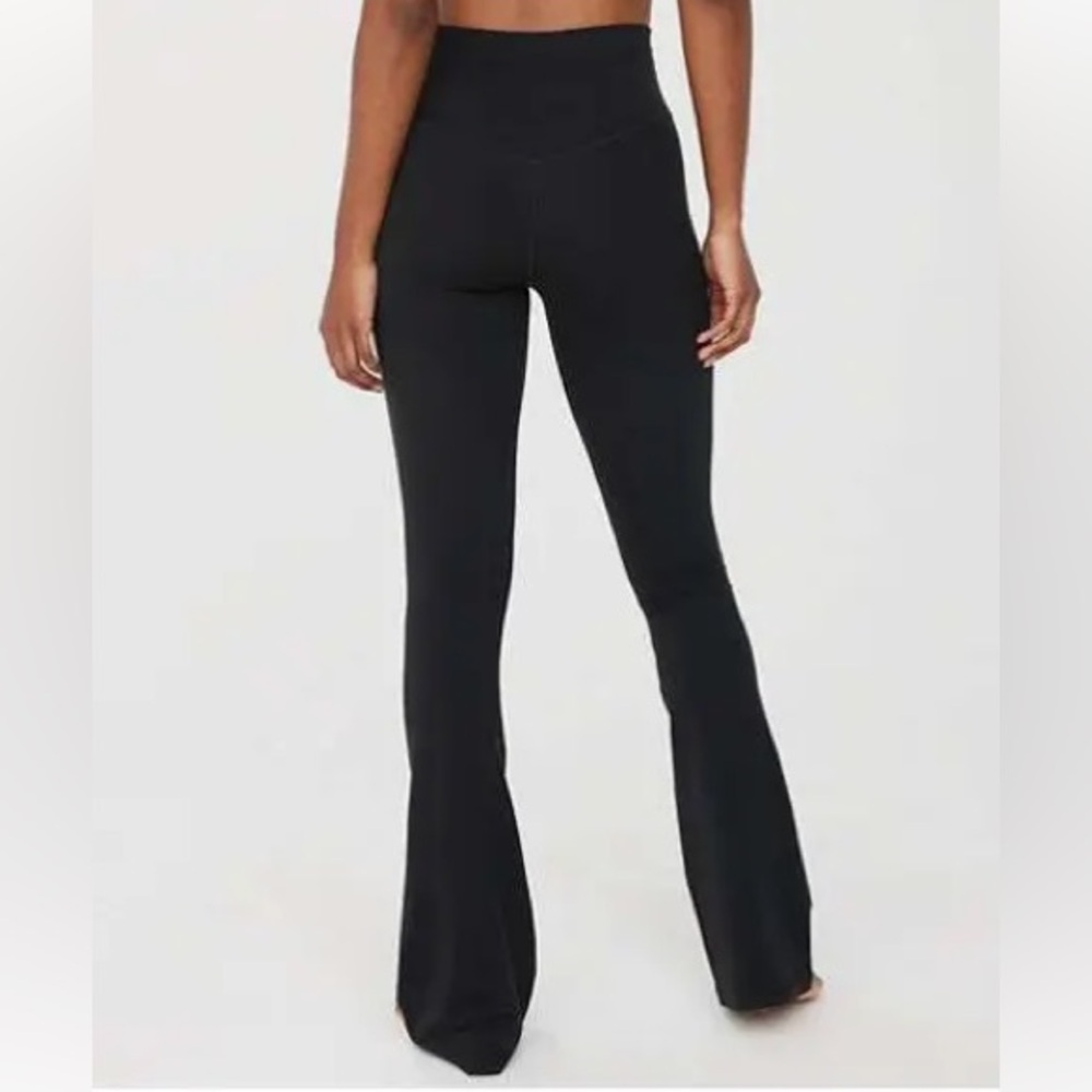 Offline by Aerie Real Me extra high waisted bootcut leggings